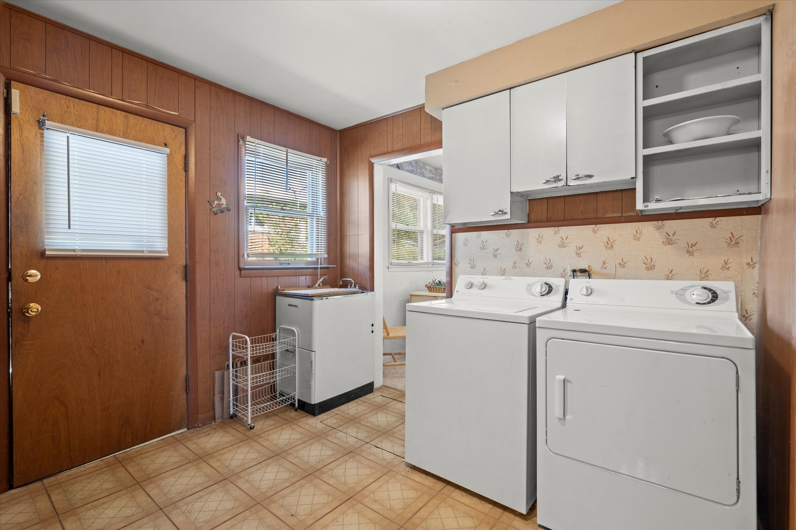Property - Thumbnail 13