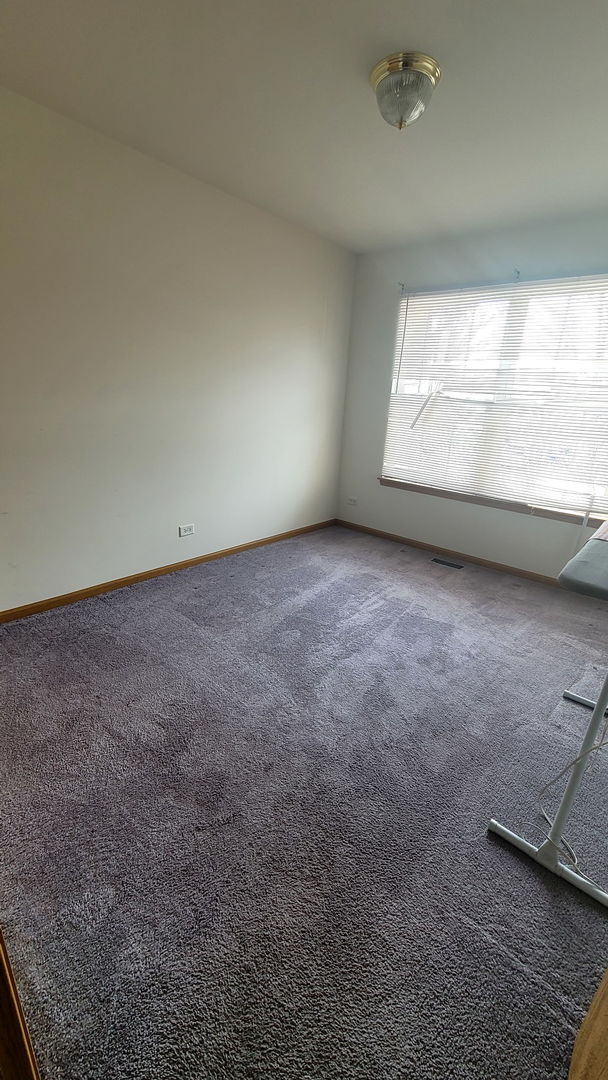 Property - Thumbnail 11