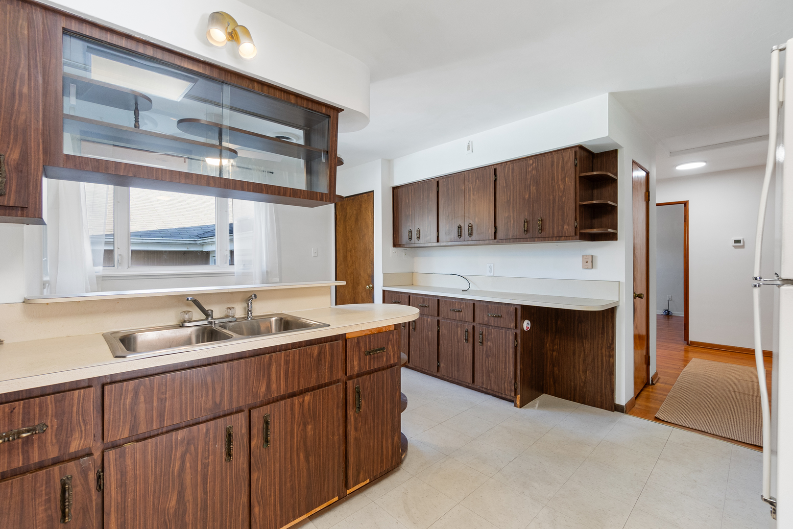 Property - Thumbnail 6