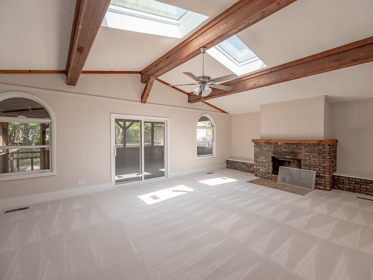Property - Thumbnail 3