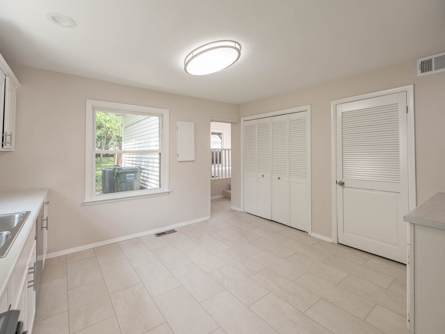 Property - Thumbnail 5