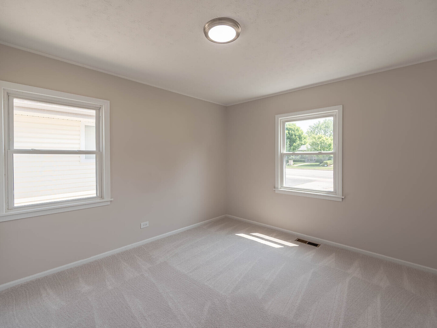Property - Thumbnail 7