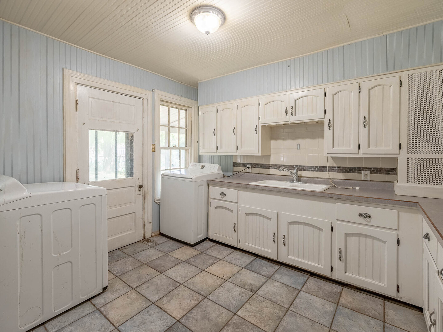 Property - Thumbnail 6