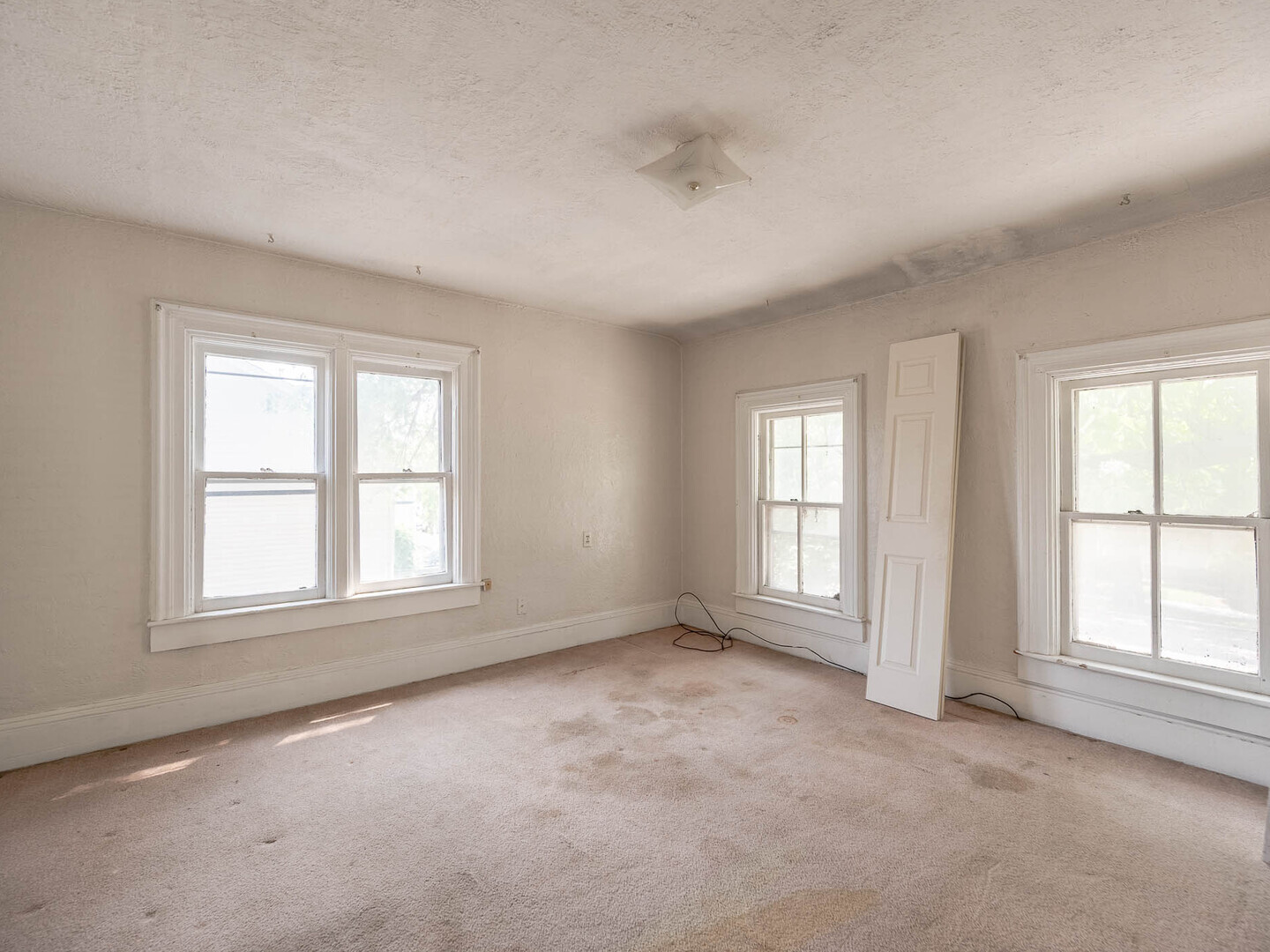 Property - Thumbnail 14