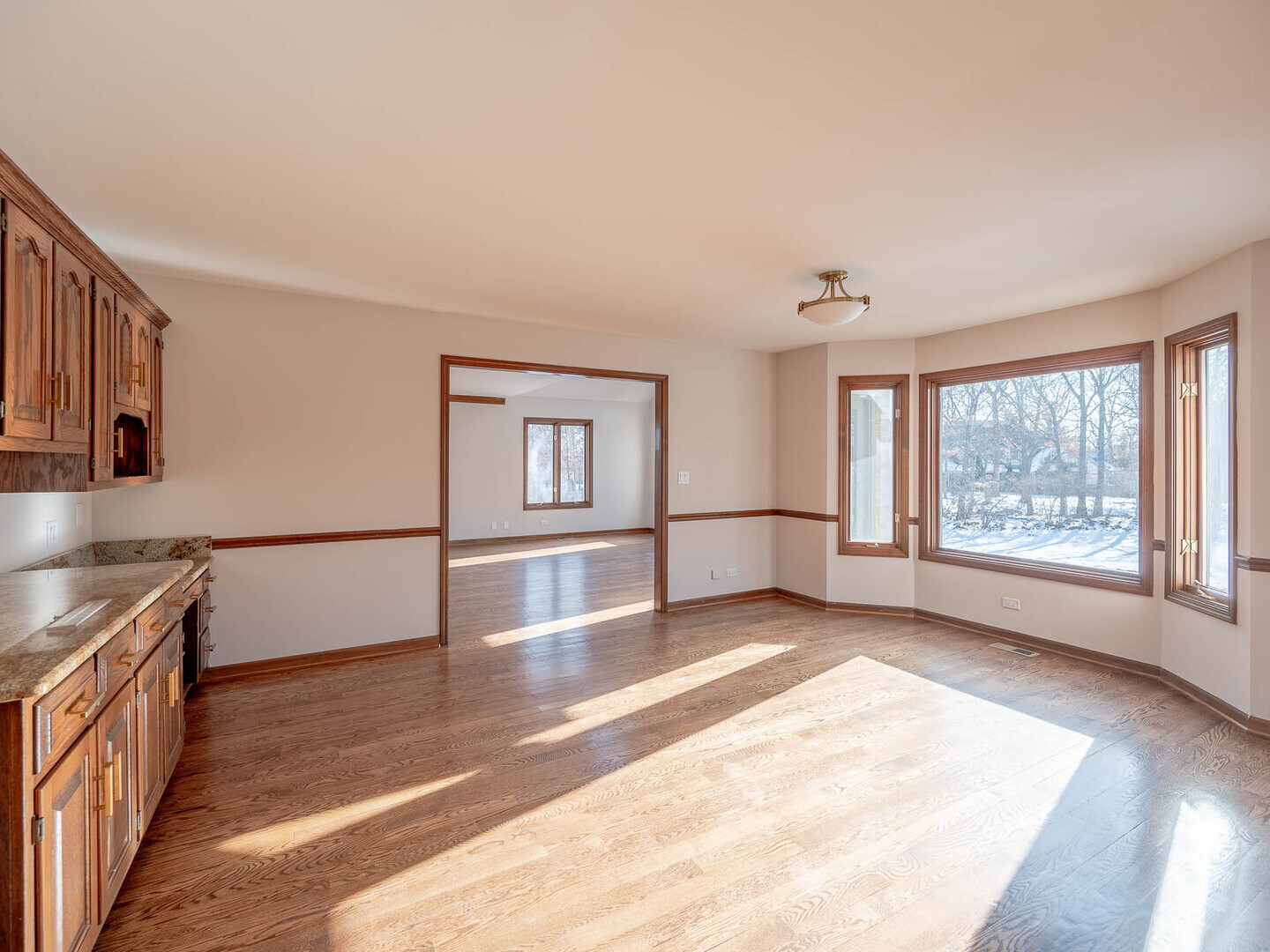 Property - Thumbnail 11