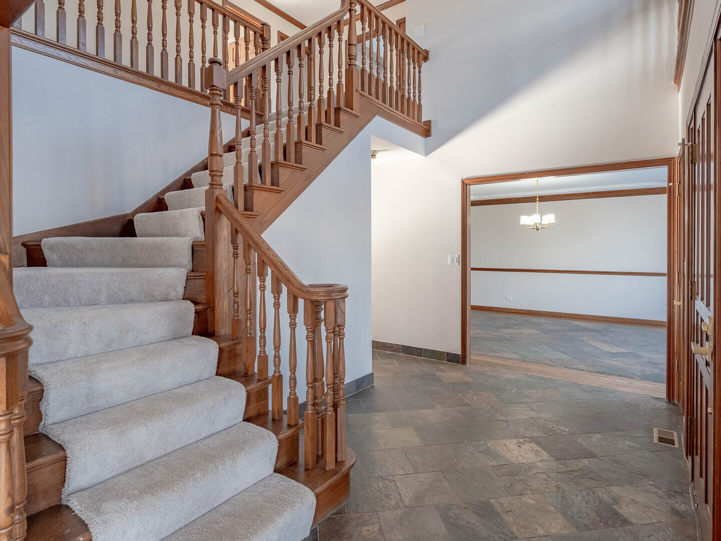 Property - Thumbnail 2