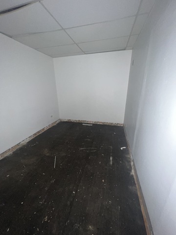 Property - Thumbnail 10