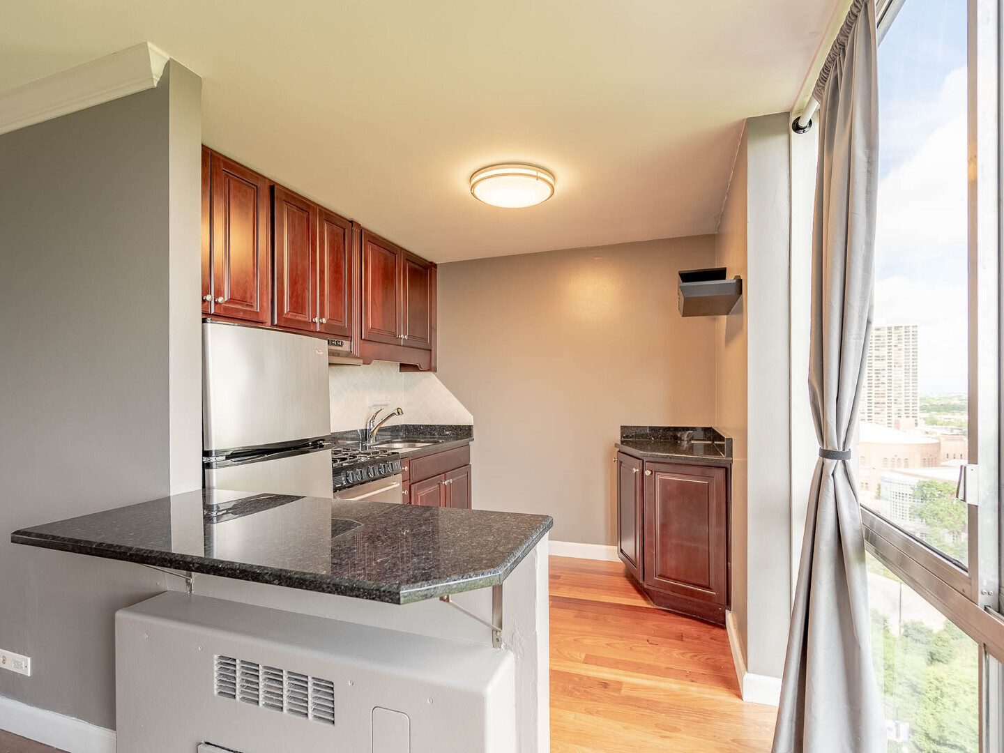 Property - Thumbnail 8