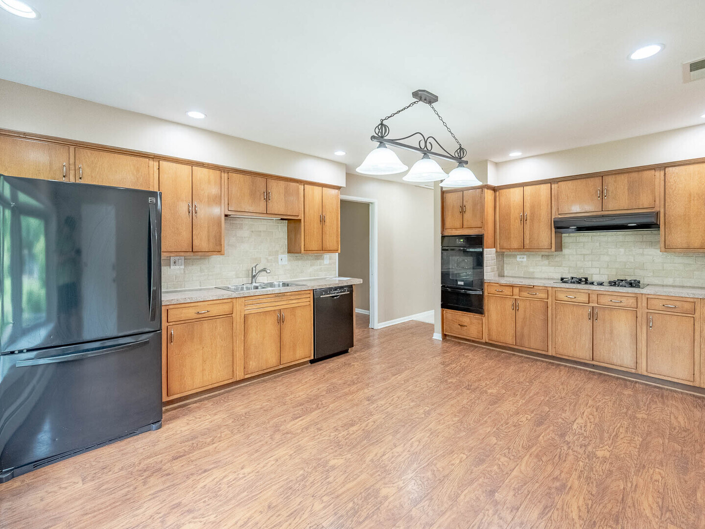 Property - Thumbnail 6