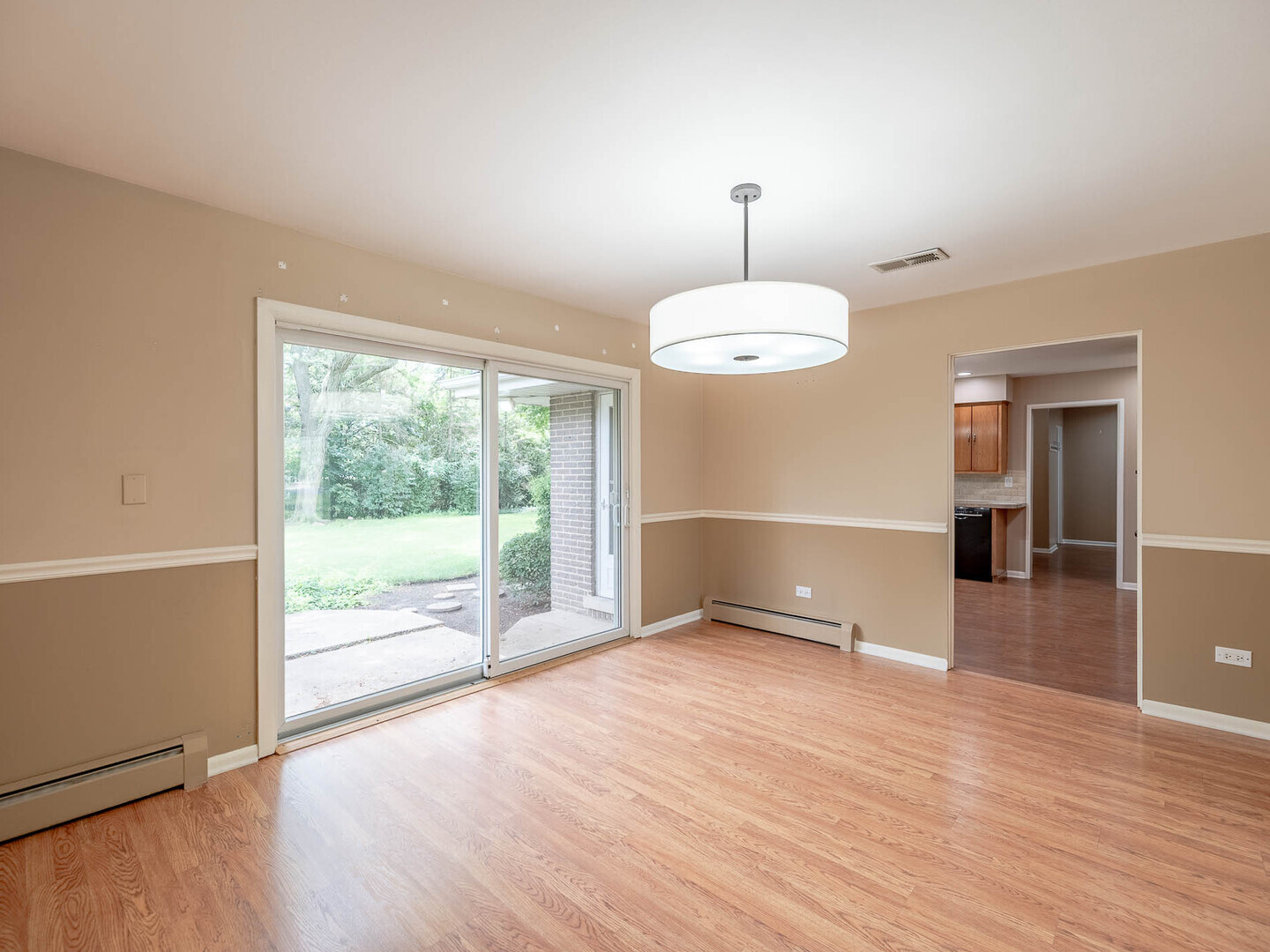 Property - Thumbnail 8