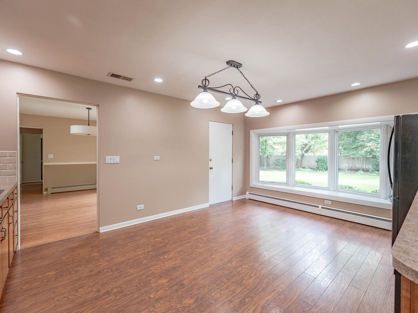 Property - Thumbnail 5
