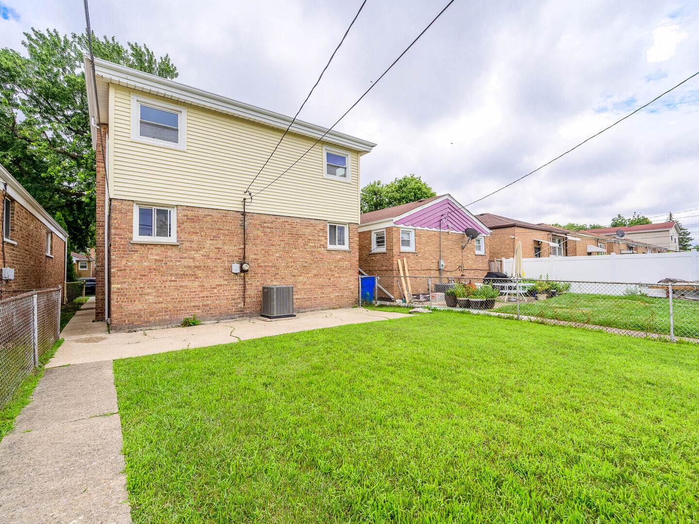 Property - Thumbnail 14