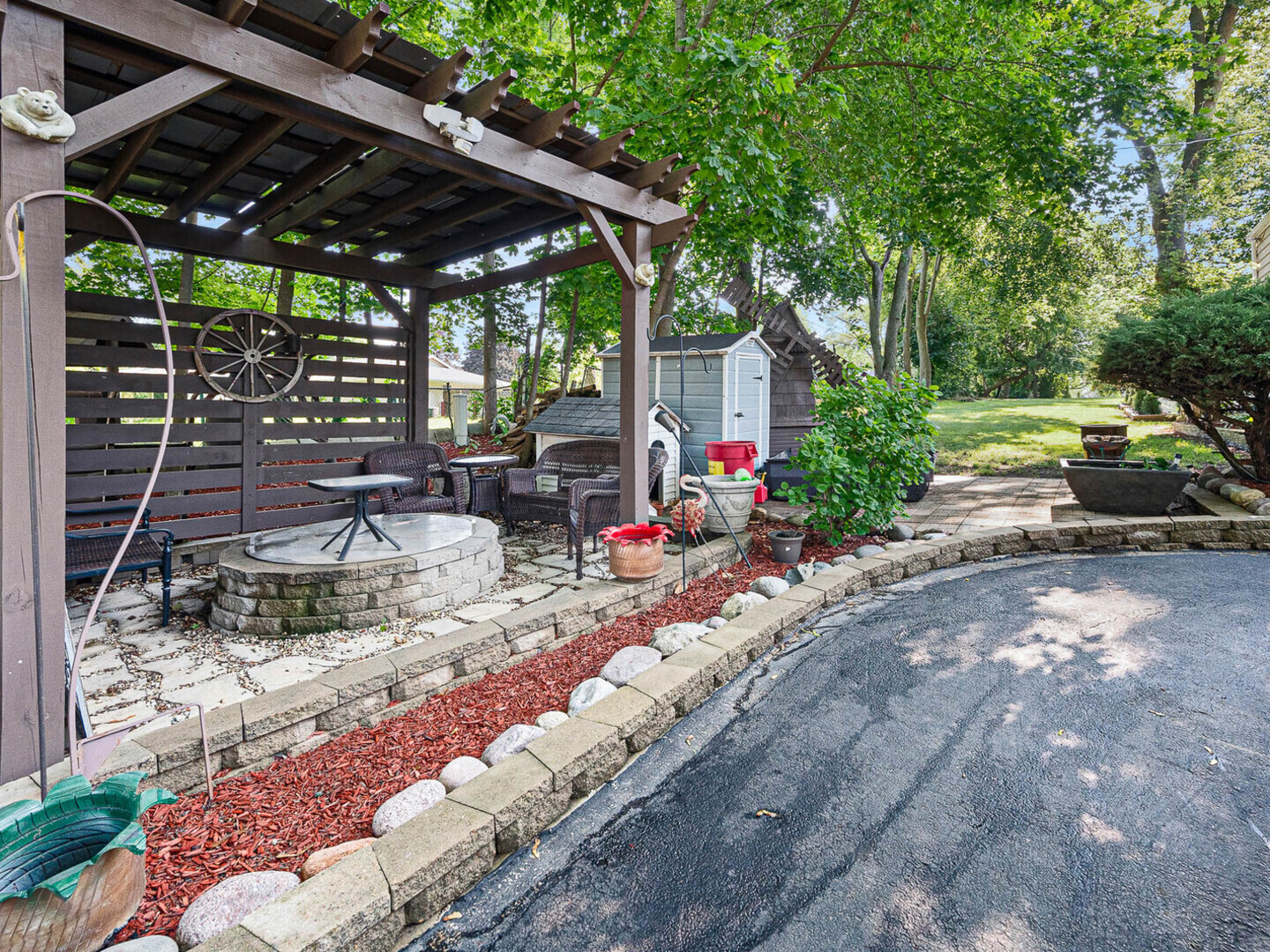 Property - Thumbnail 28
