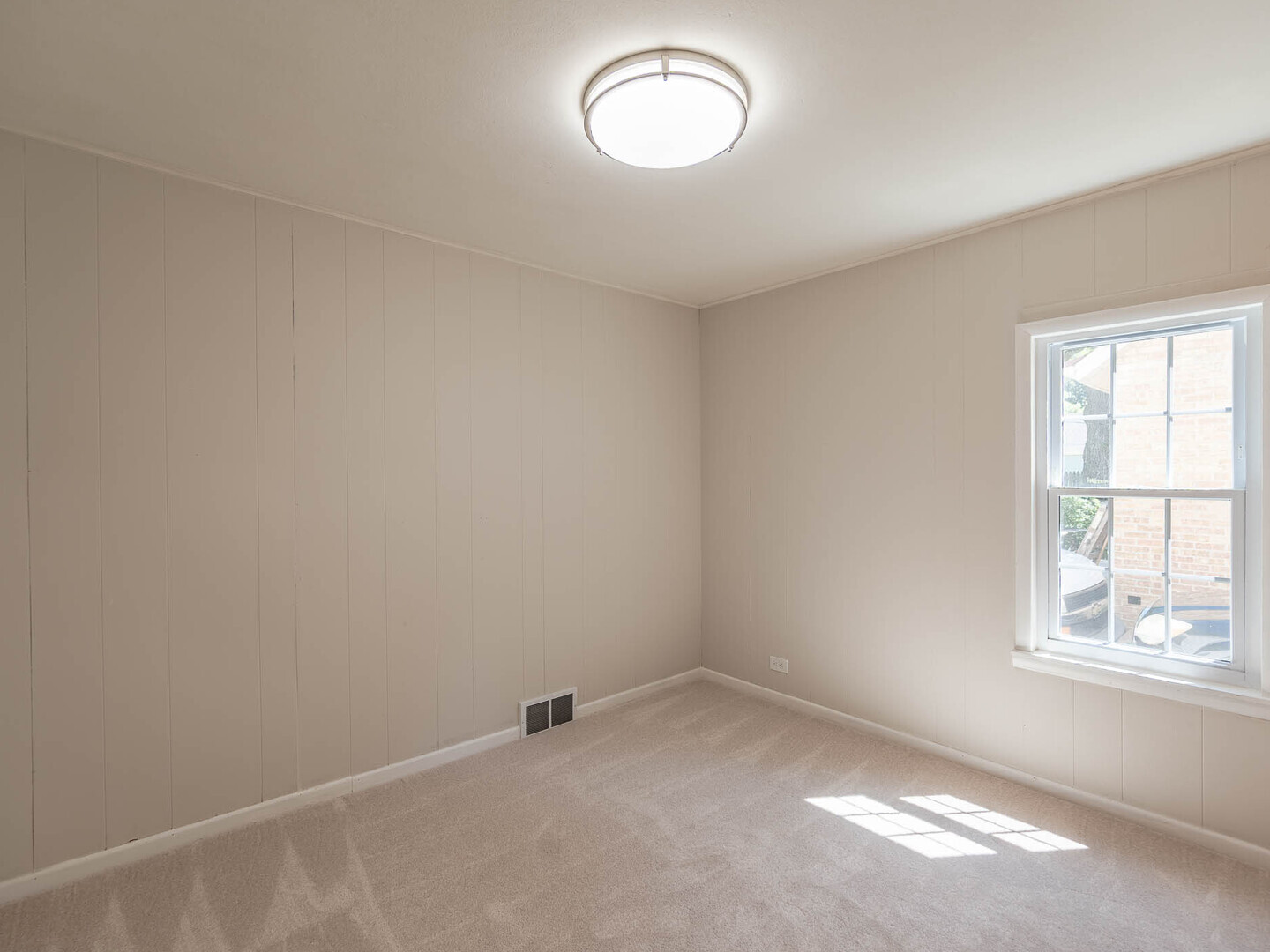 Property - Thumbnail 8