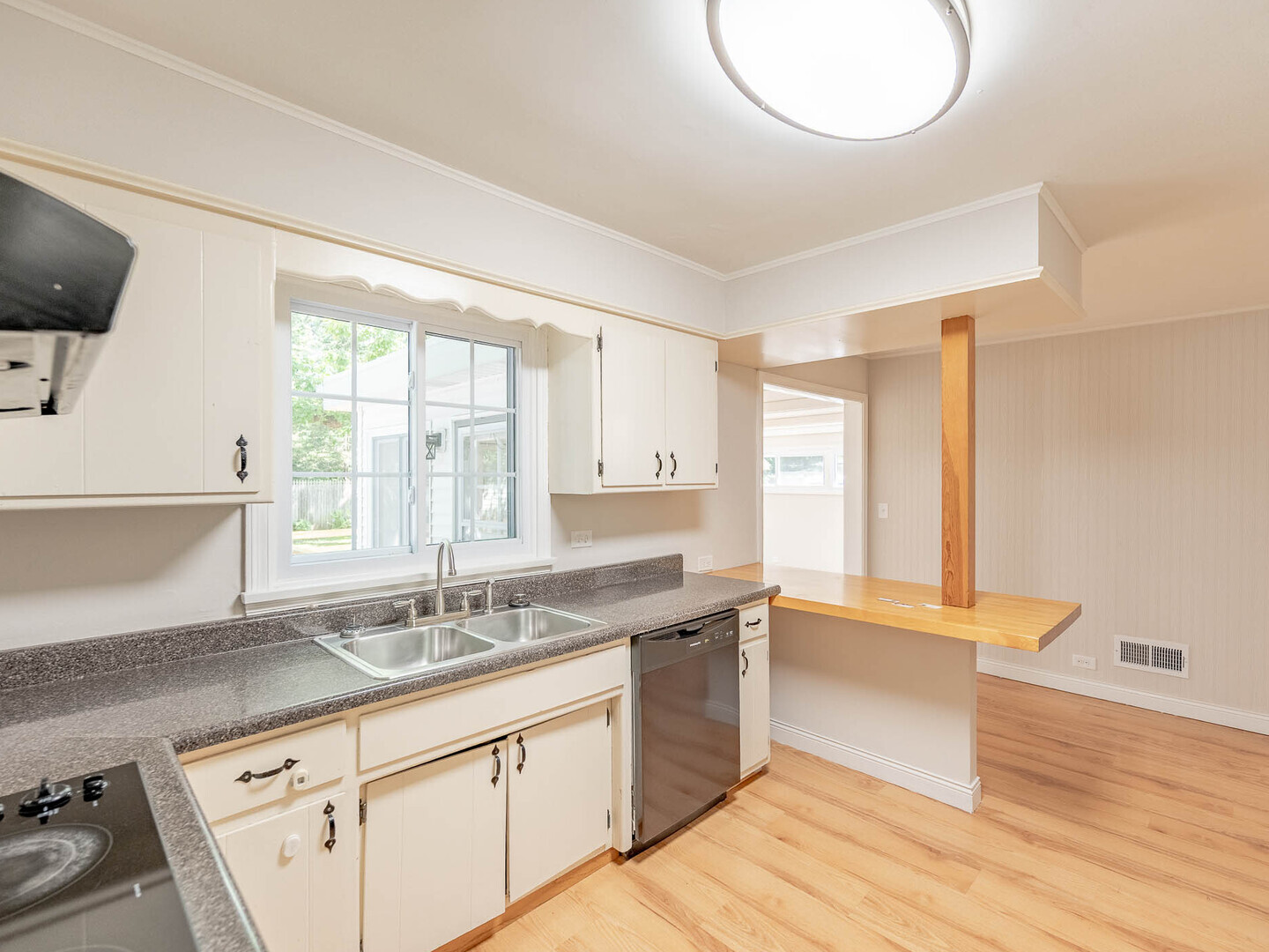 Property - Thumbnail 5