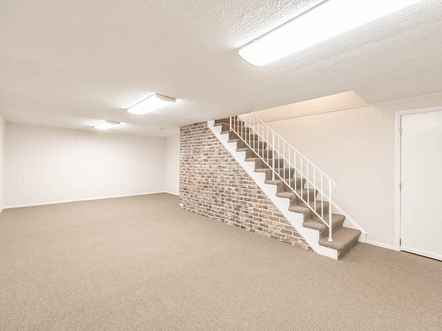 Property - Thumbnail 9