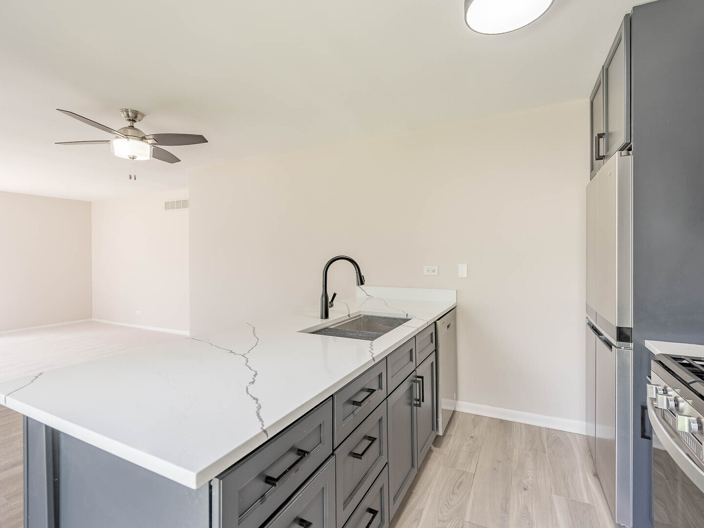 Property - Thumbnail 5