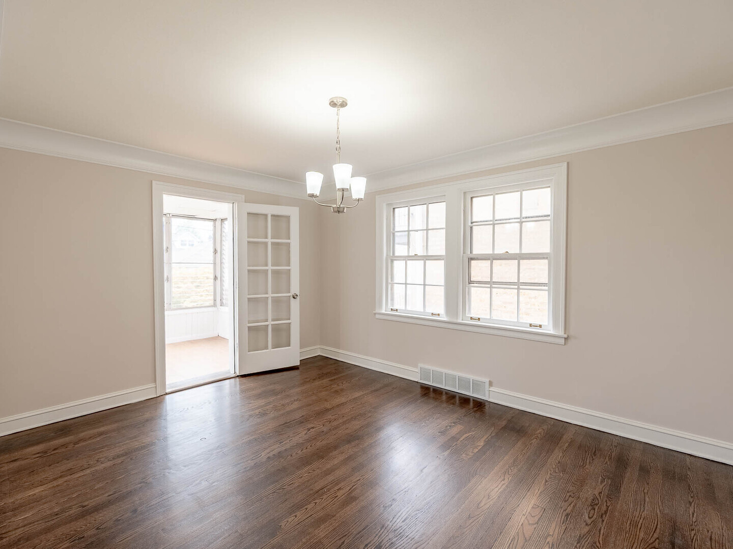Property - Thumbnail 4