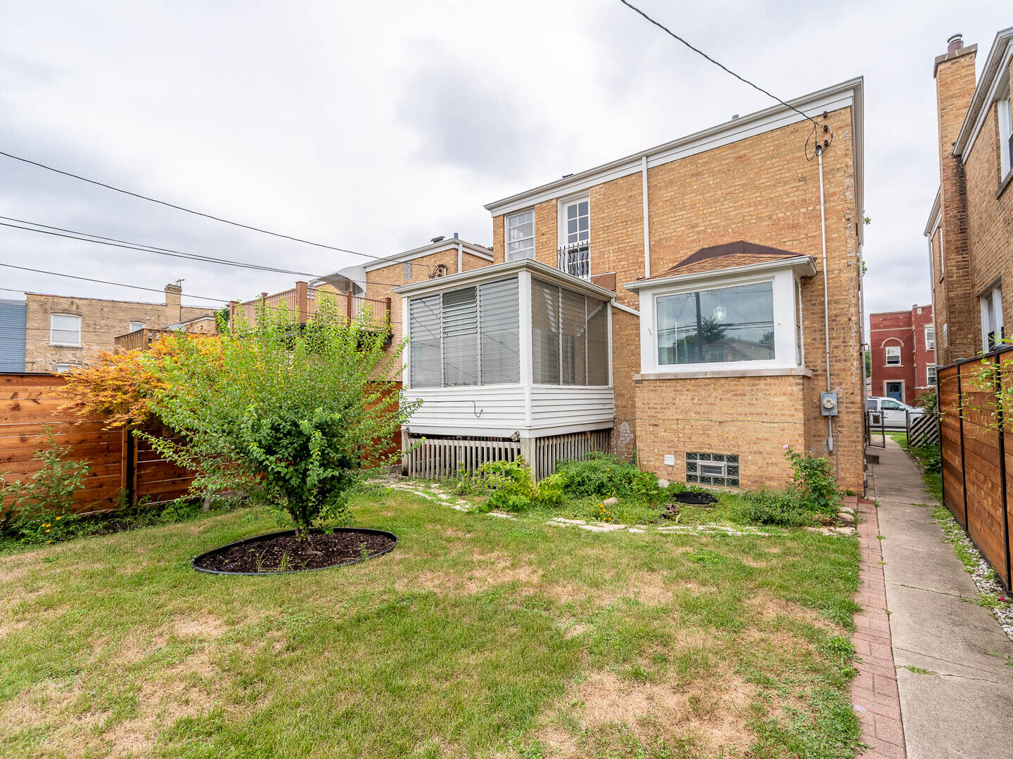 Property - Thumbnail 17