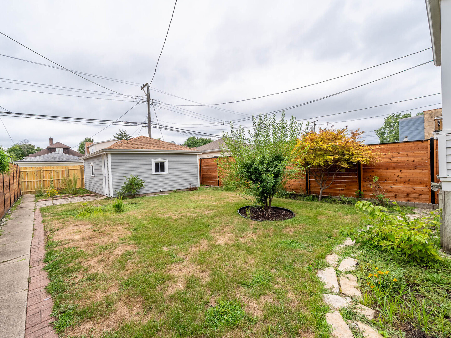 Property - Thumbnail 18