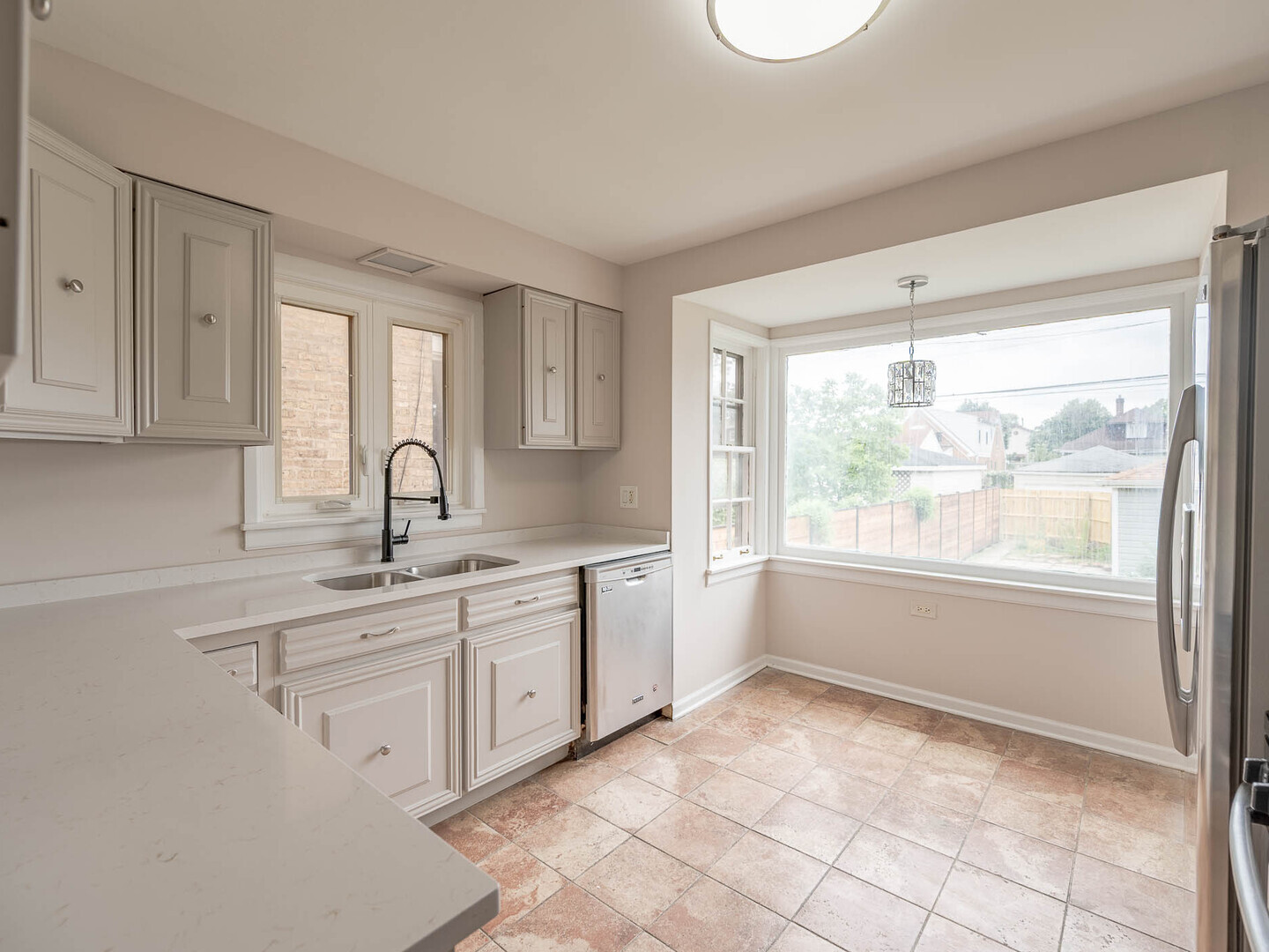 Property - Thumbnail 5