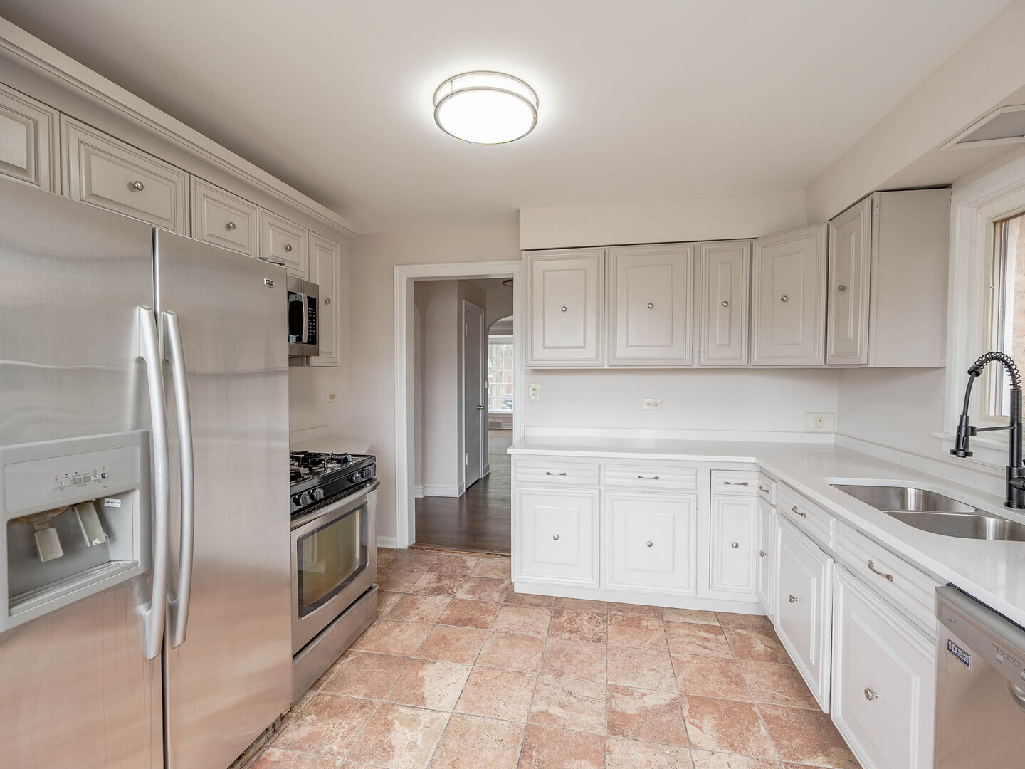 Property - Thumbnail 6