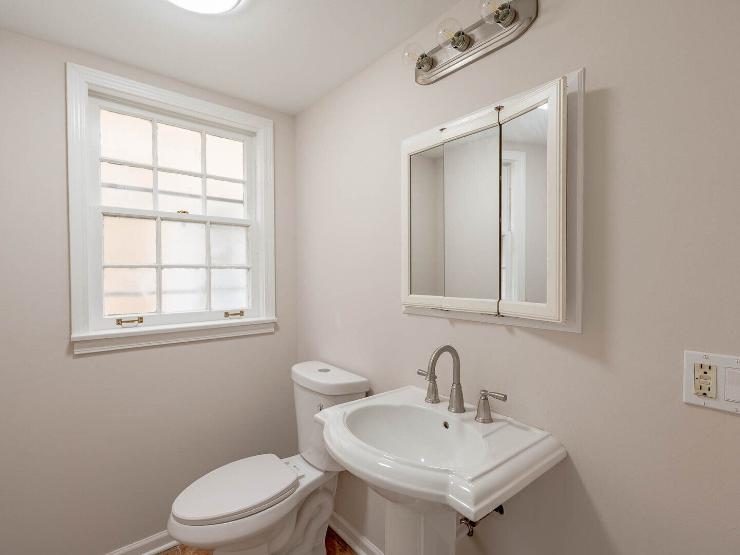 Property - Thumbnail 7