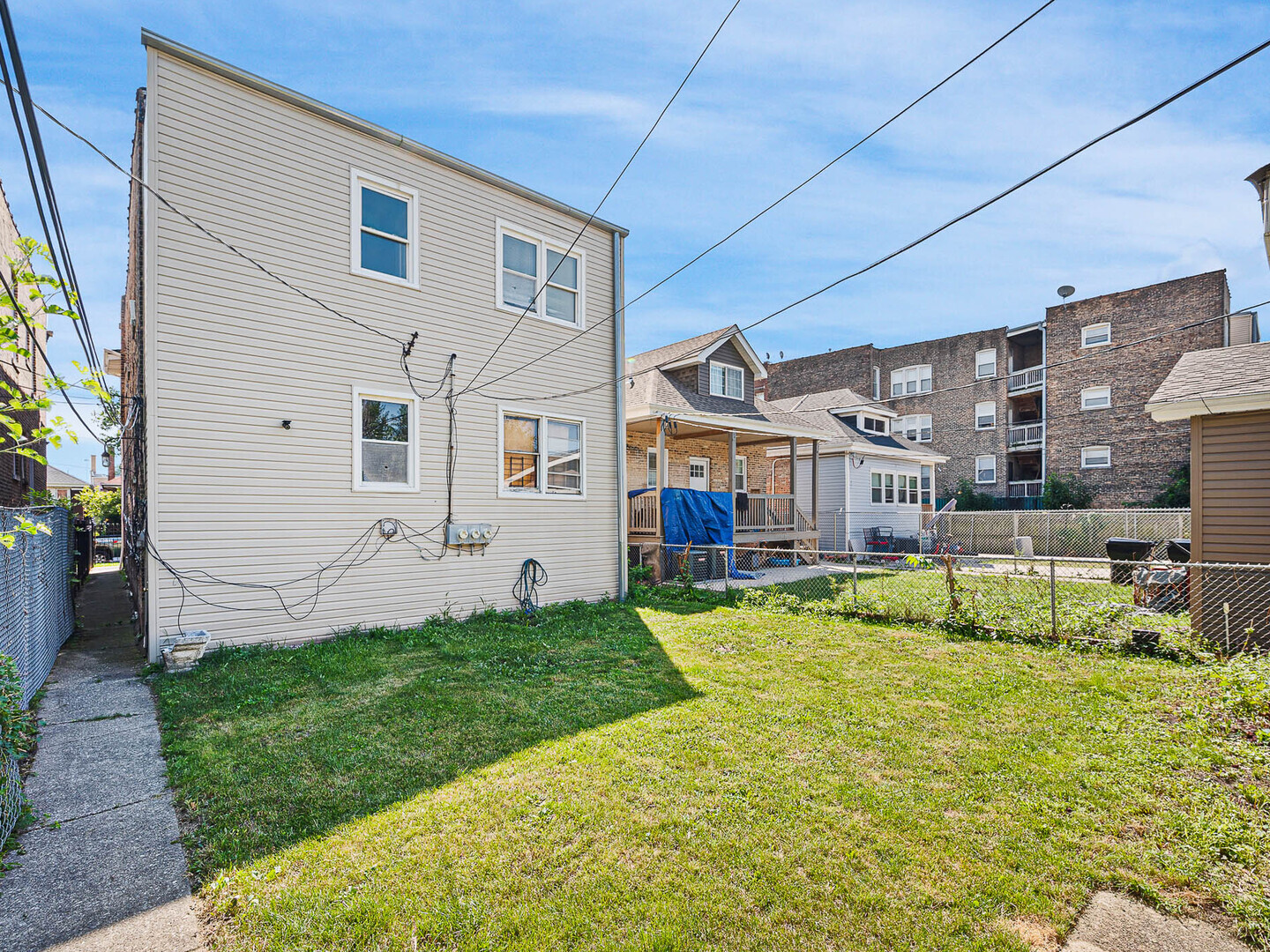 Property - Thumbnail 23