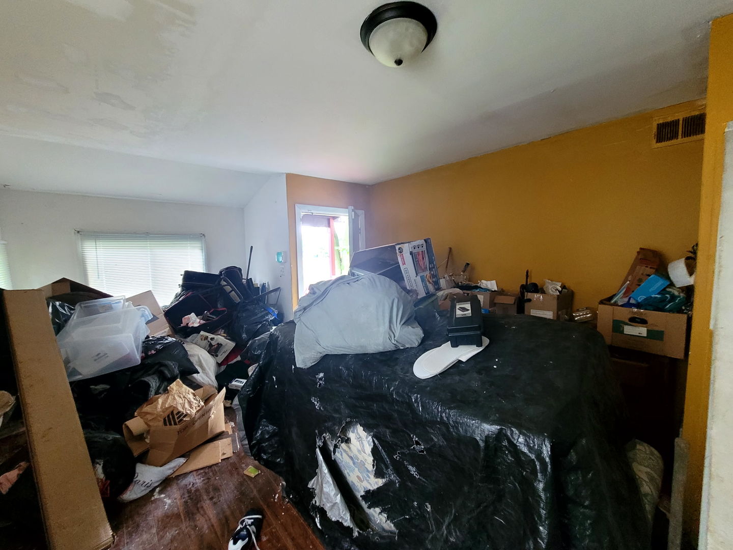 Property - Thumbnail 2