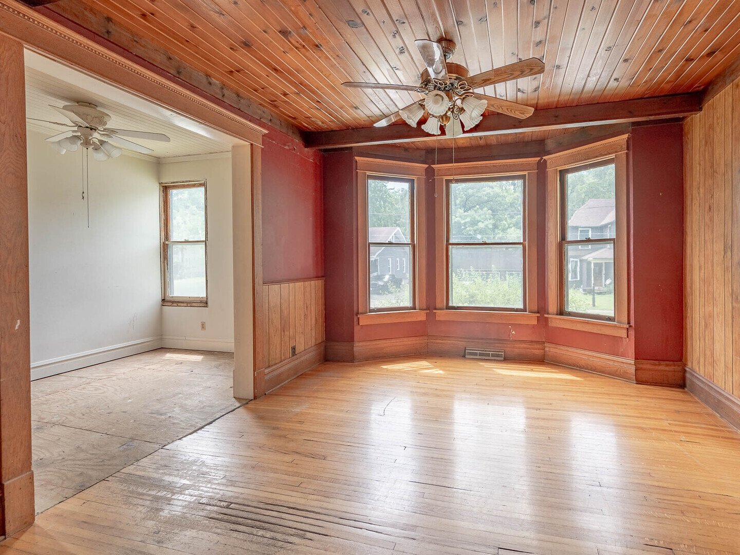 Property - Thumbnail 3