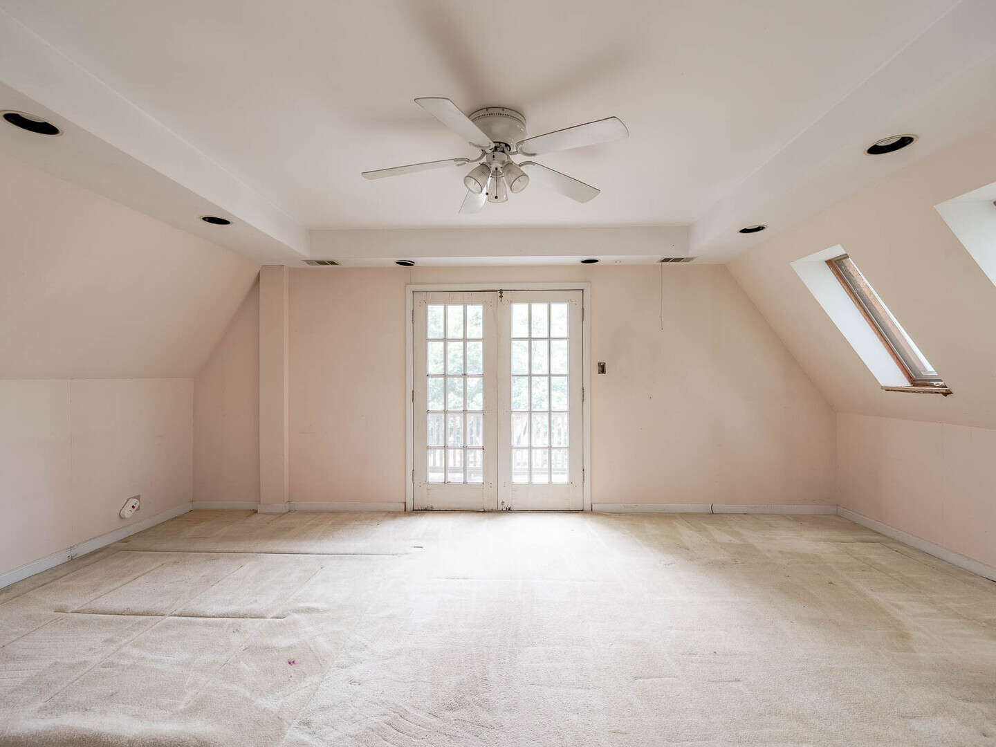 Property - Thumbnail 11