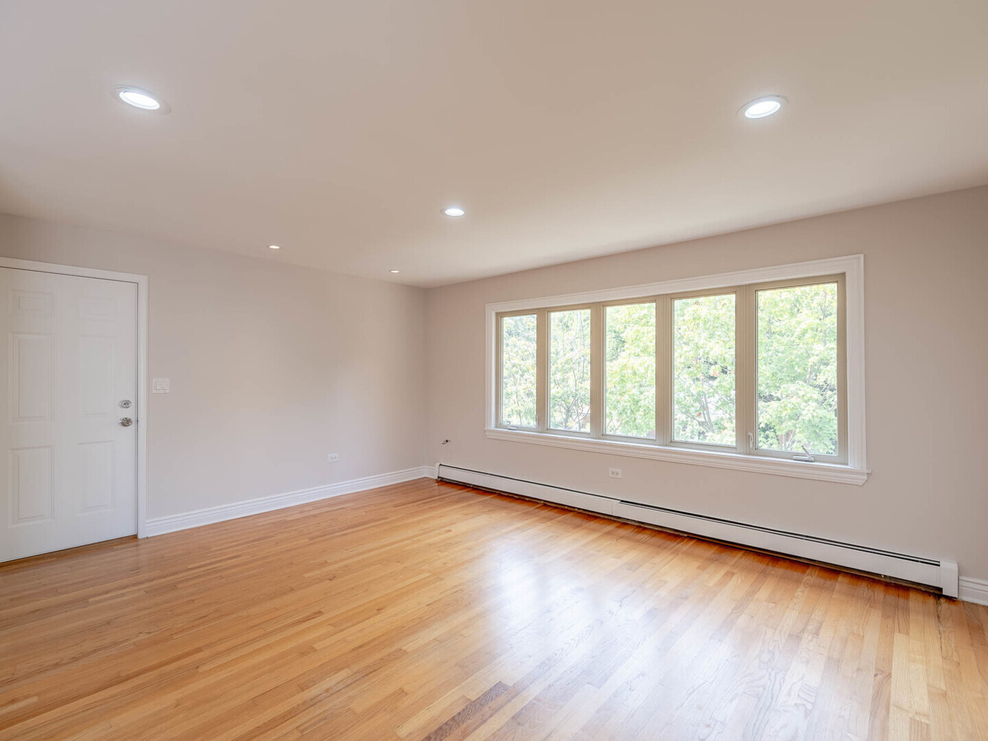 Property - Thumbnail 2