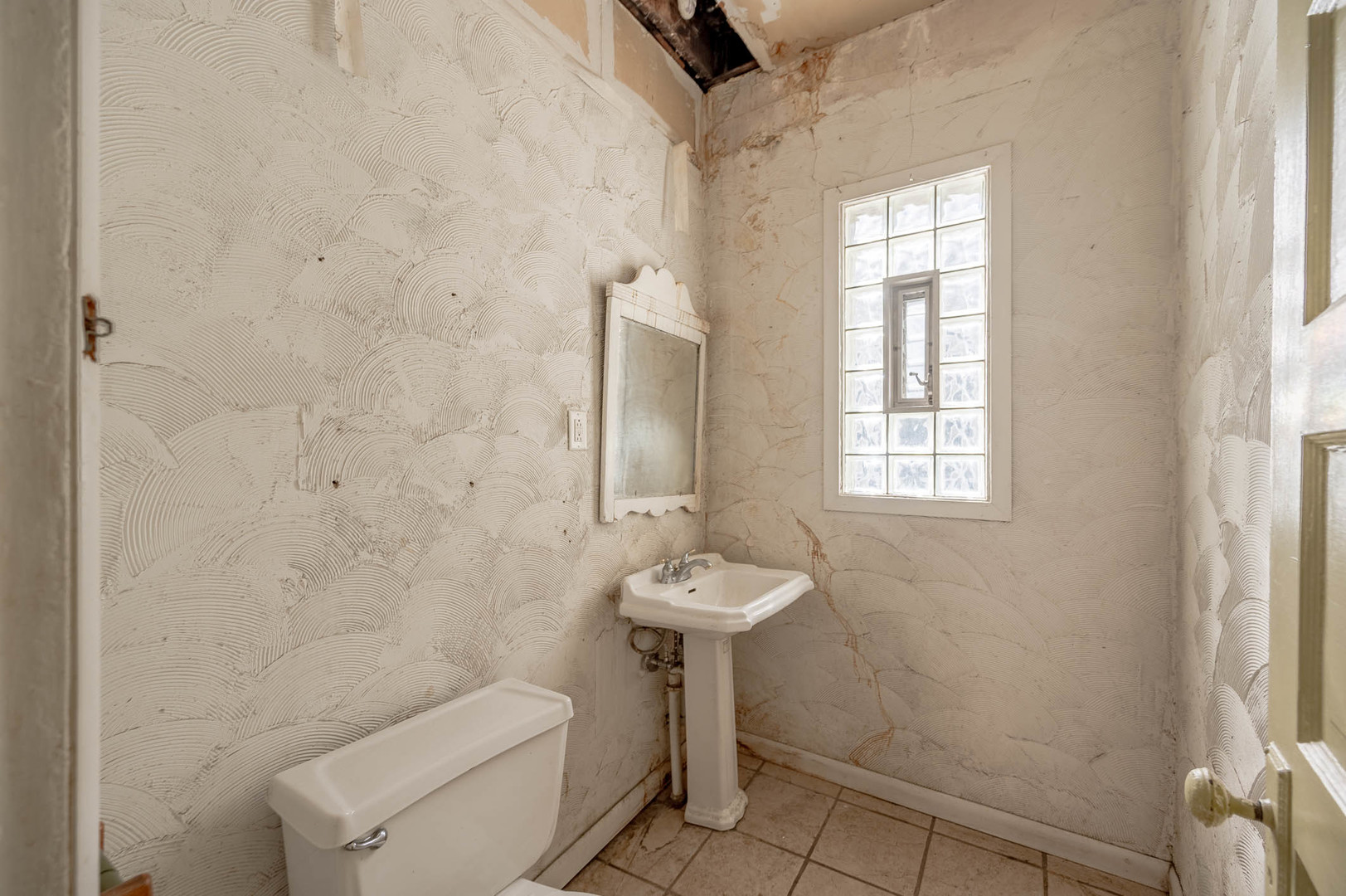 Property - Thumbnail 4