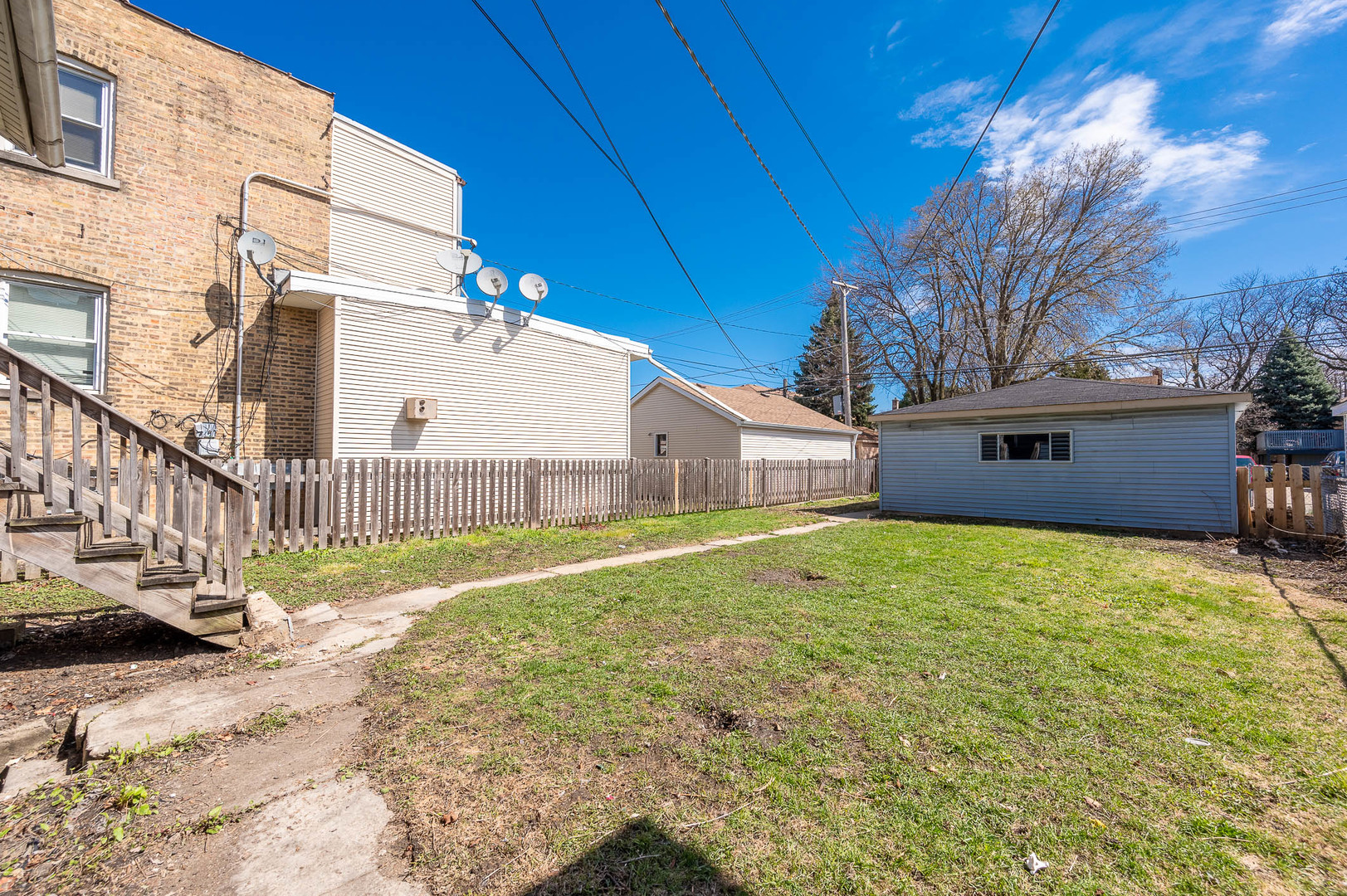 Property - Thumbnail 12