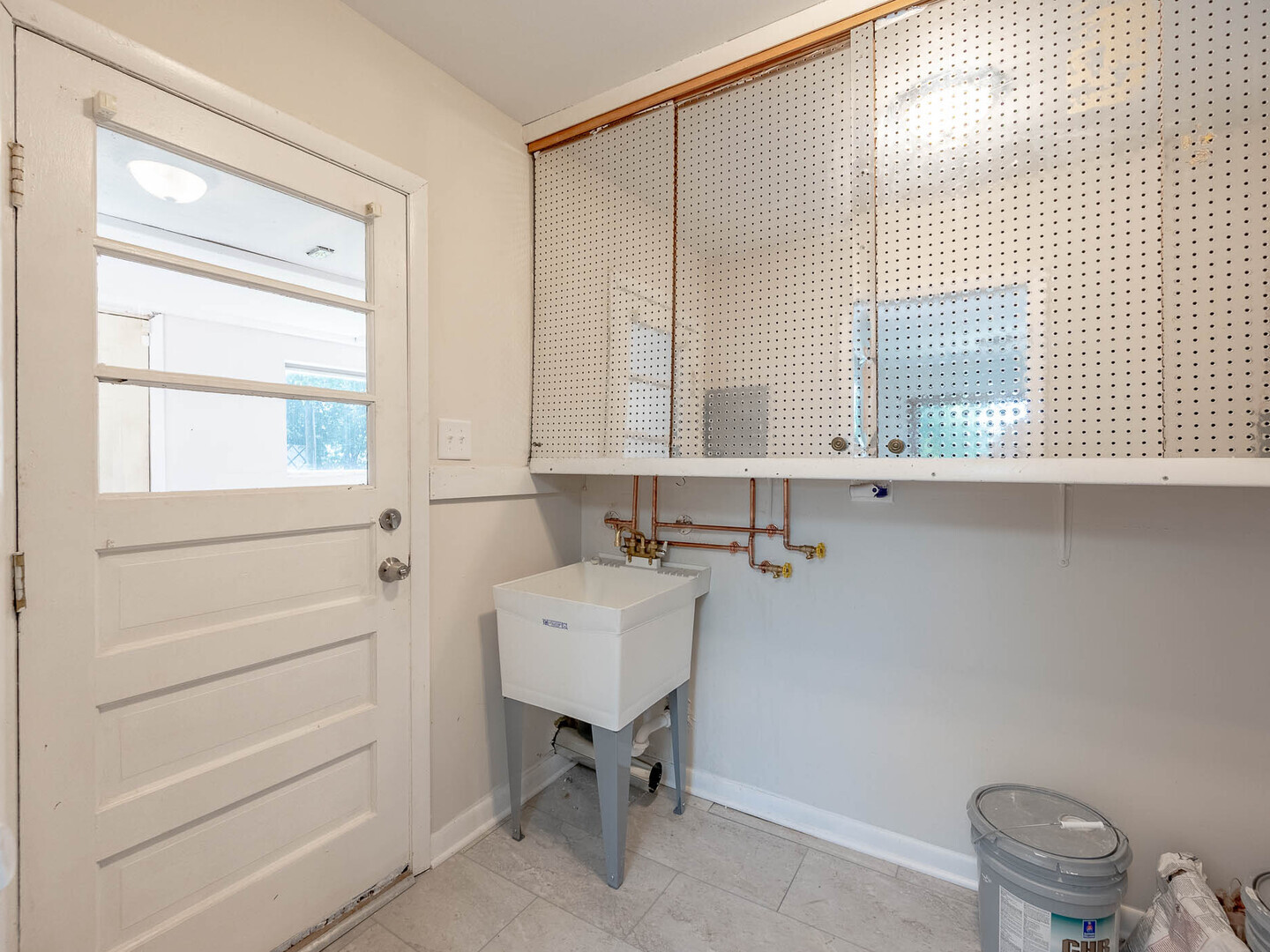 Property - Thumbnail 12