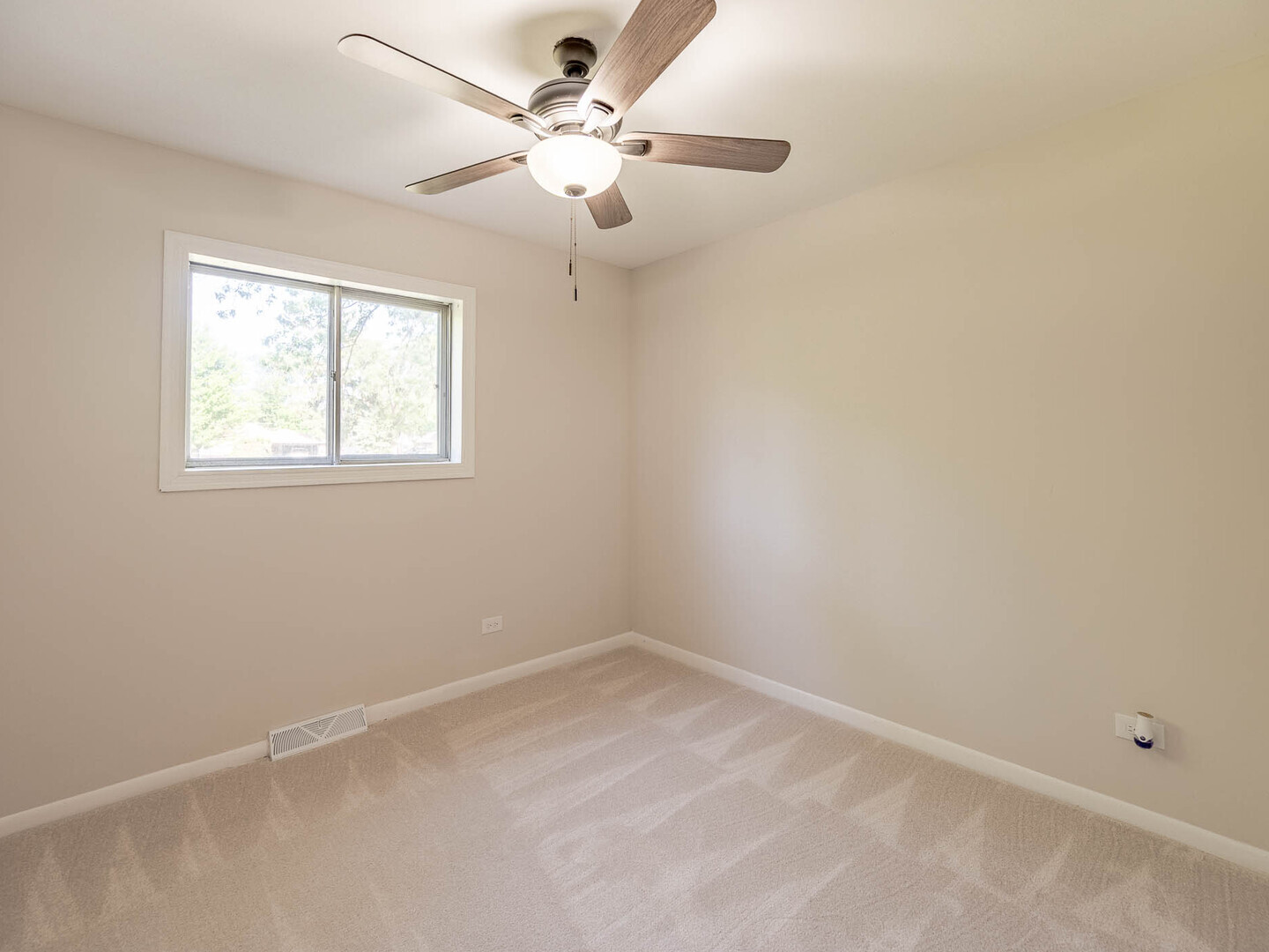 Property - Thumbnail 9