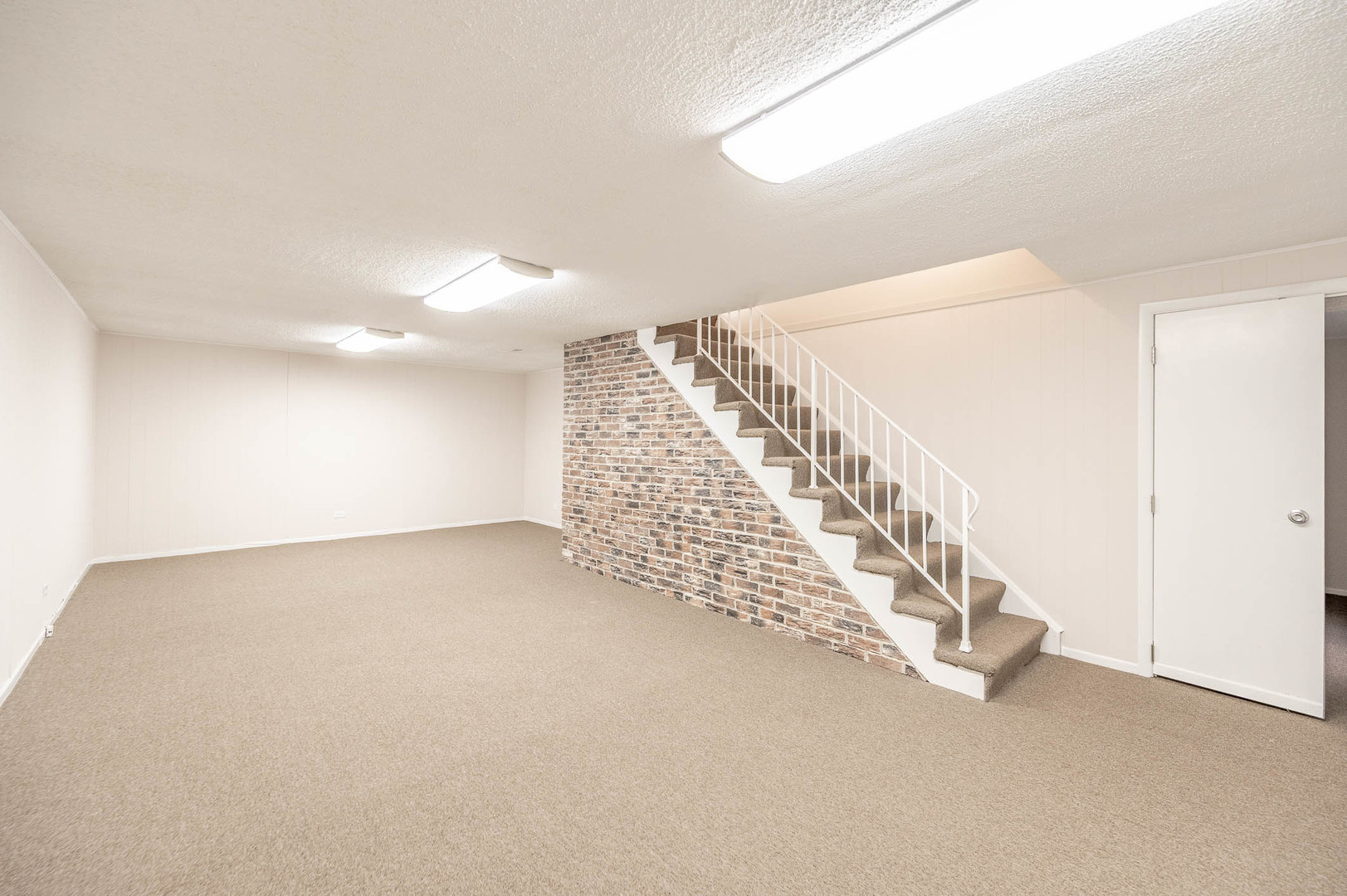 Property - Thumbnail 11