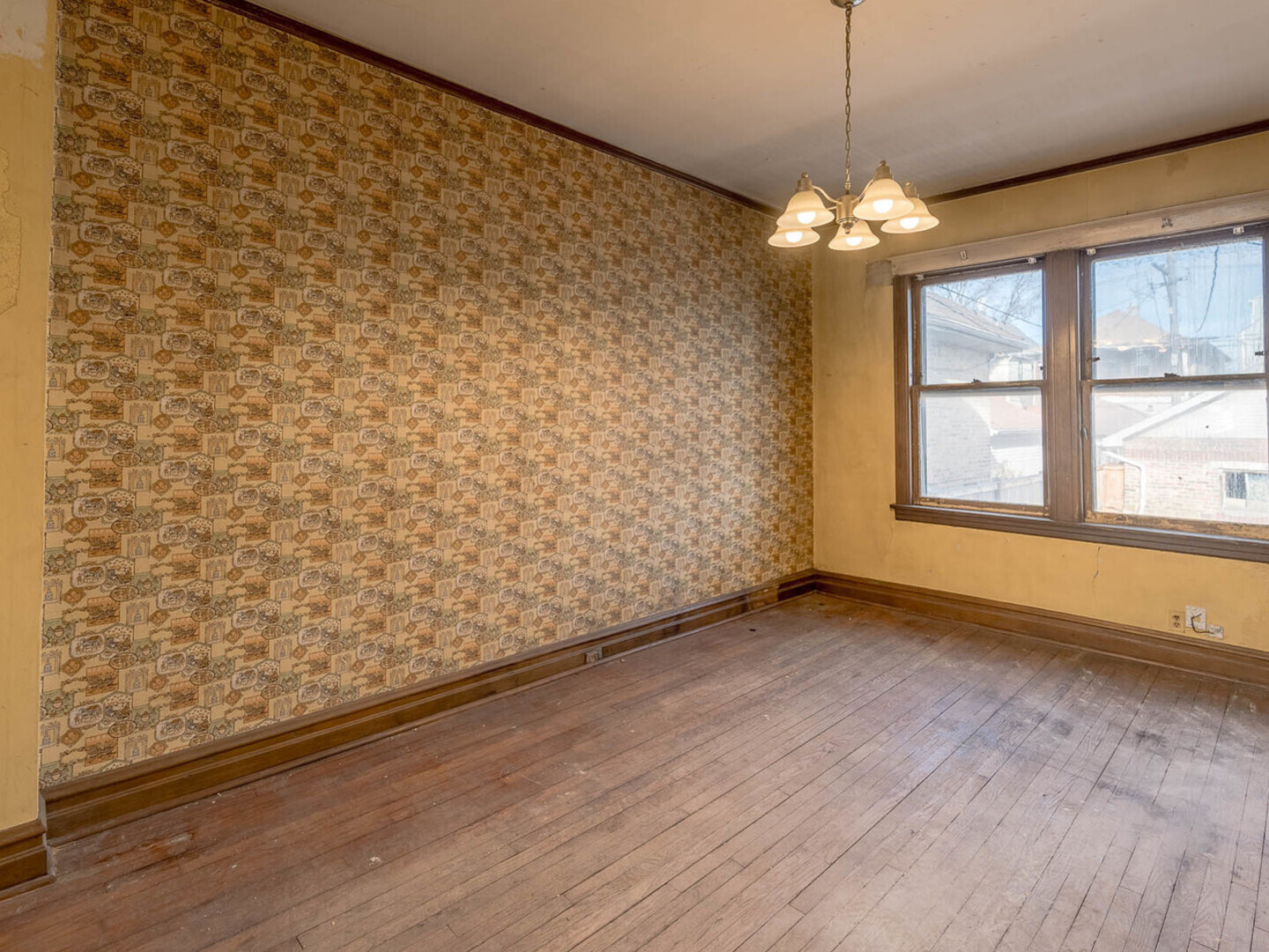 Property - Thumbnail 5