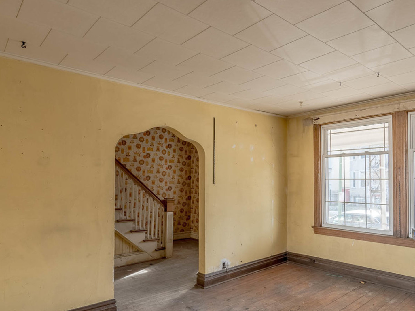 Property - Thumbnail 2