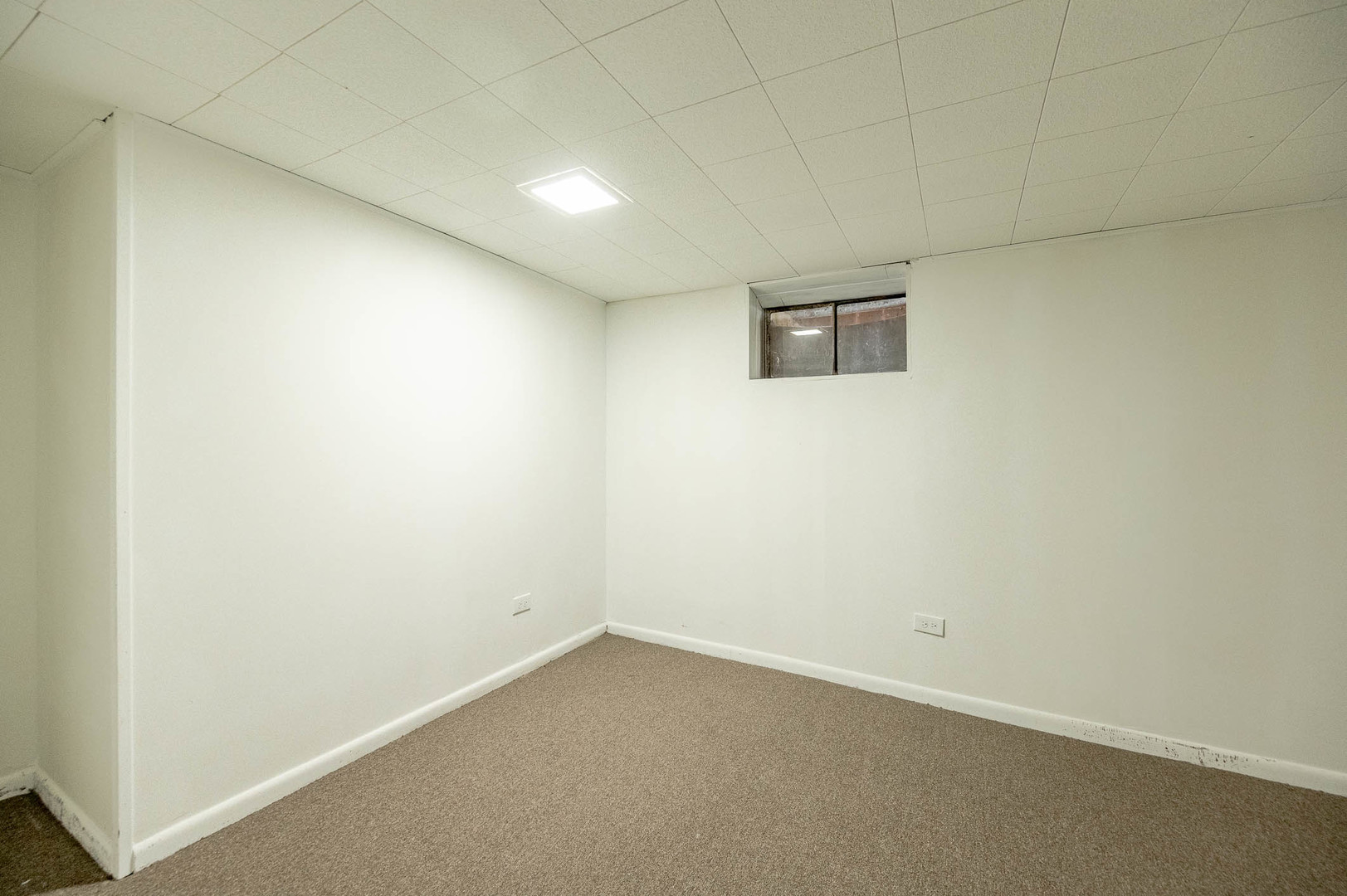 Property - Thumbnail 11