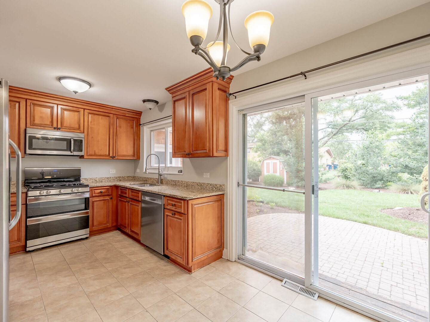 Property - Thumbnail 3