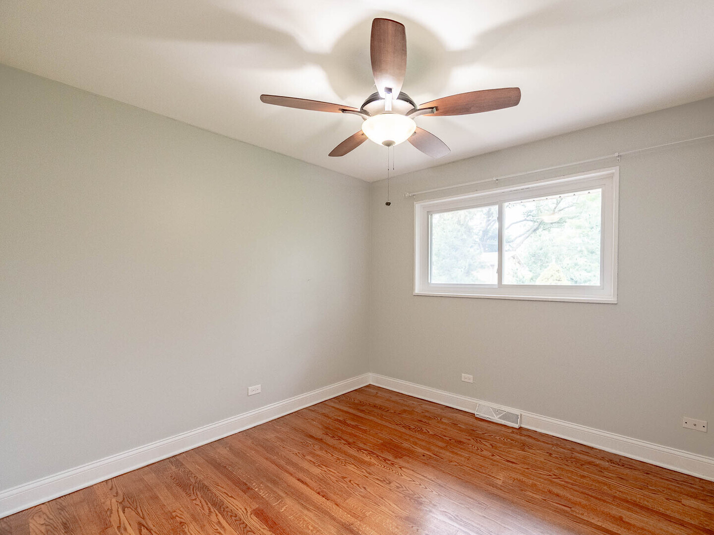 Property - Thumbnail 9