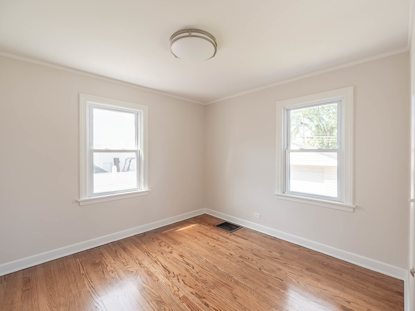 Property - Thumbnail 7