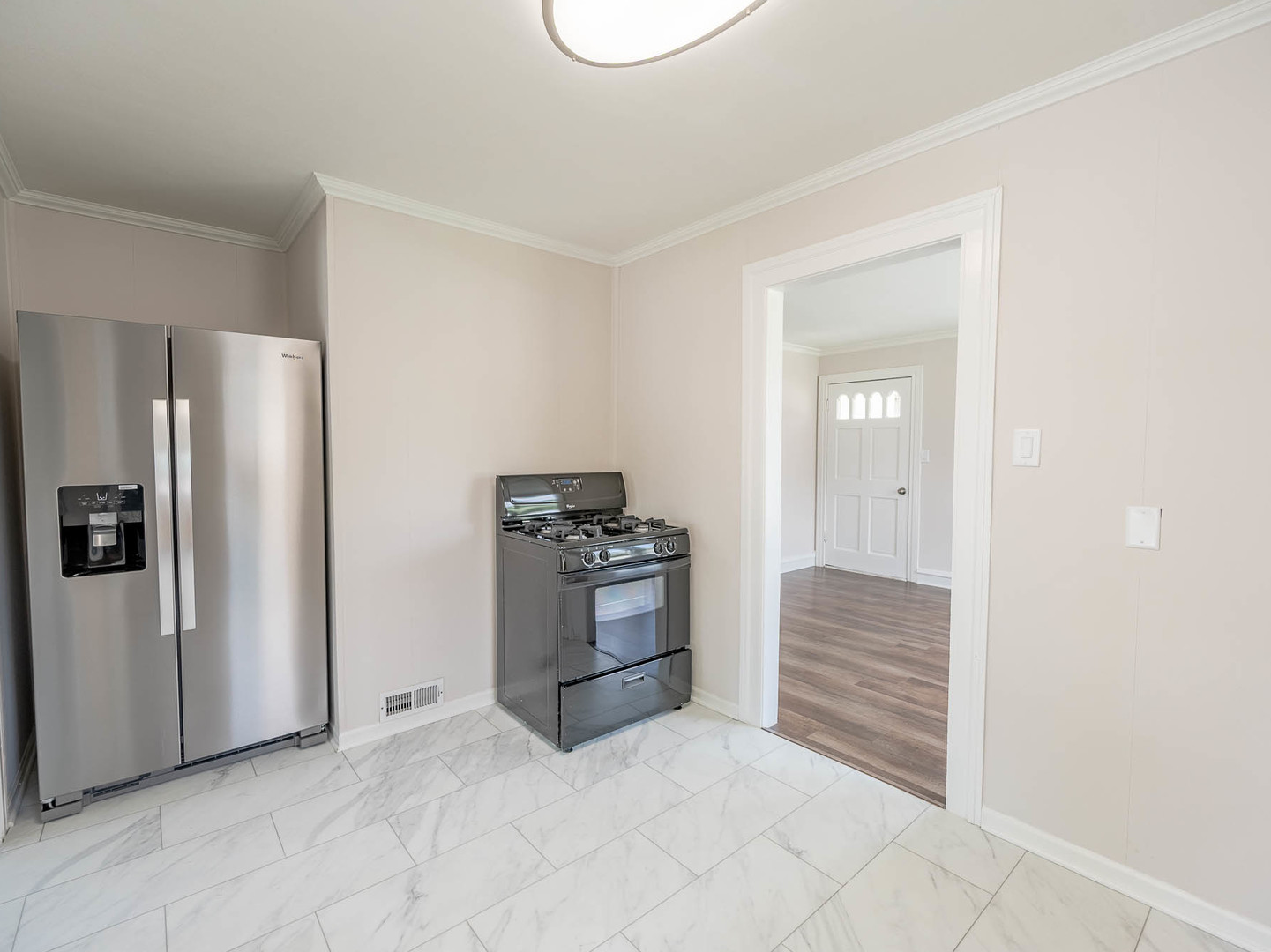 Property - Thumbnail 5