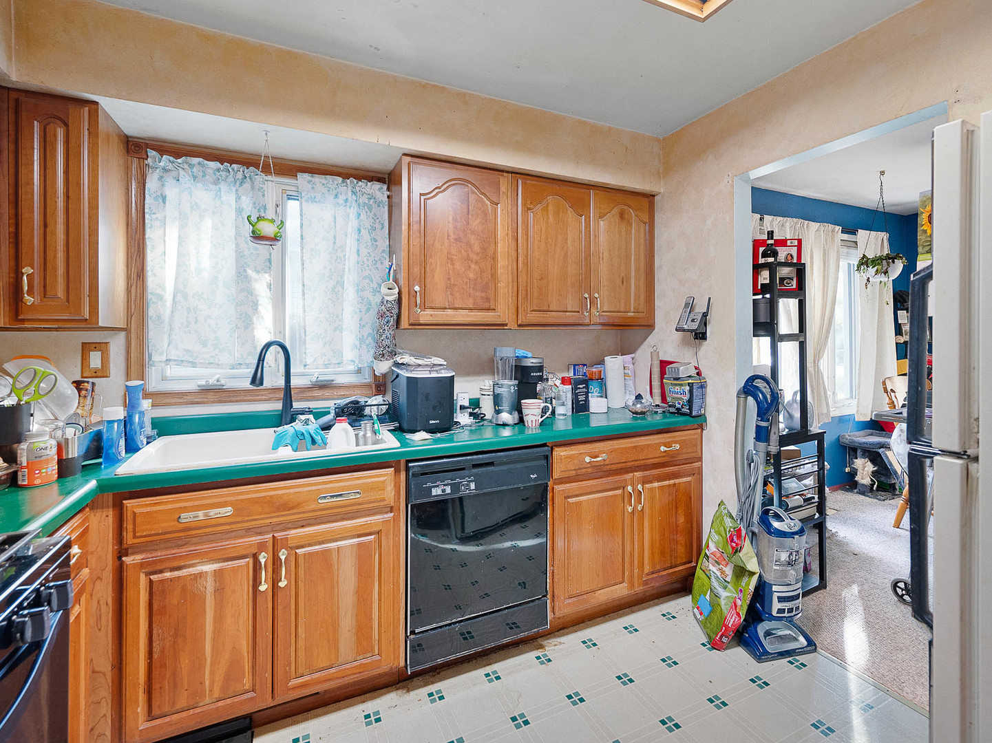 Property - Thumbnail 8