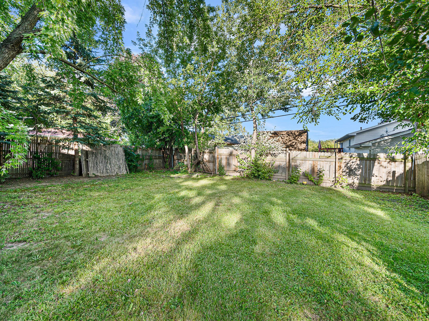 Property - Thumbnail 19