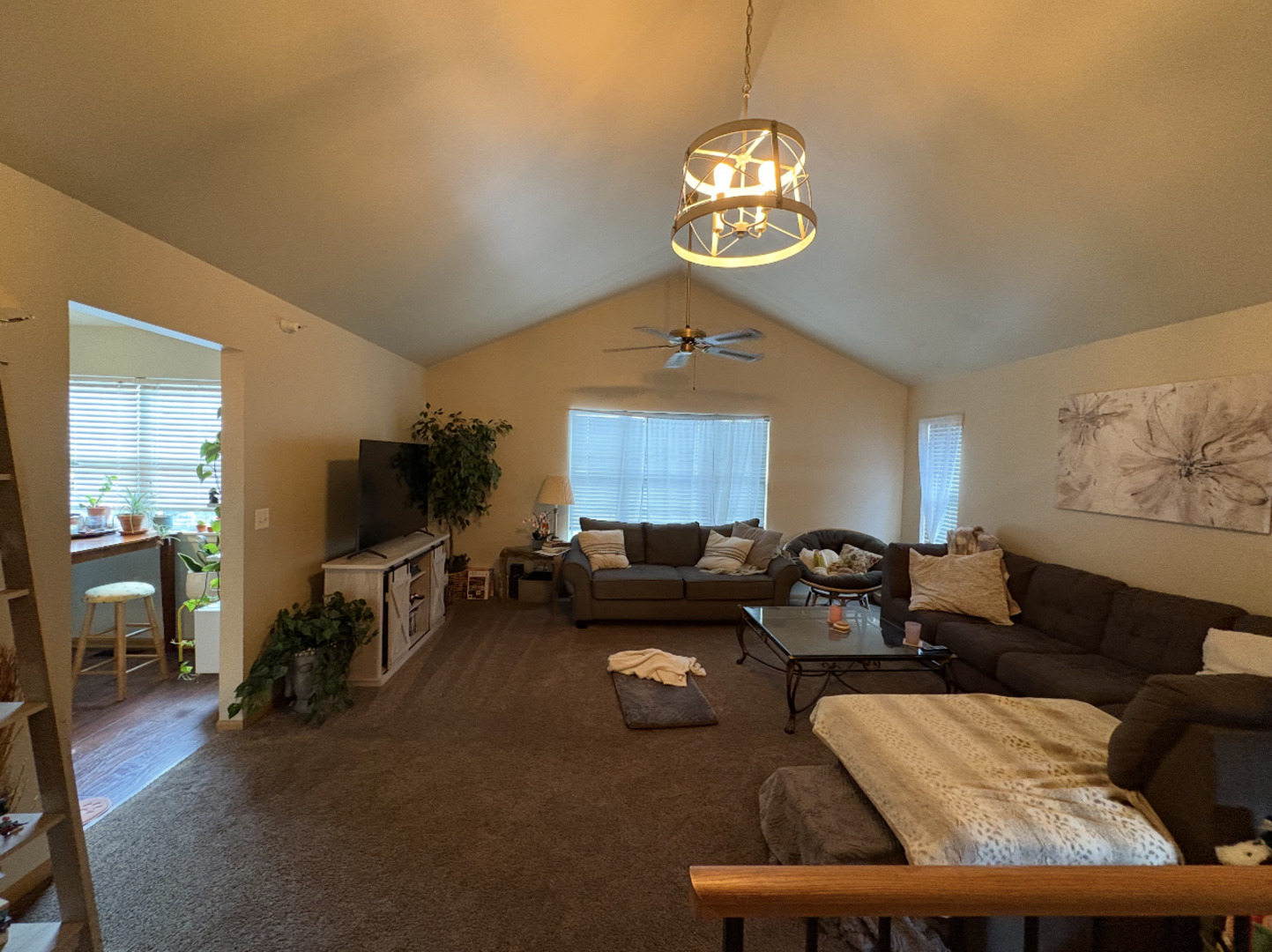 Property - Thumbnail 3