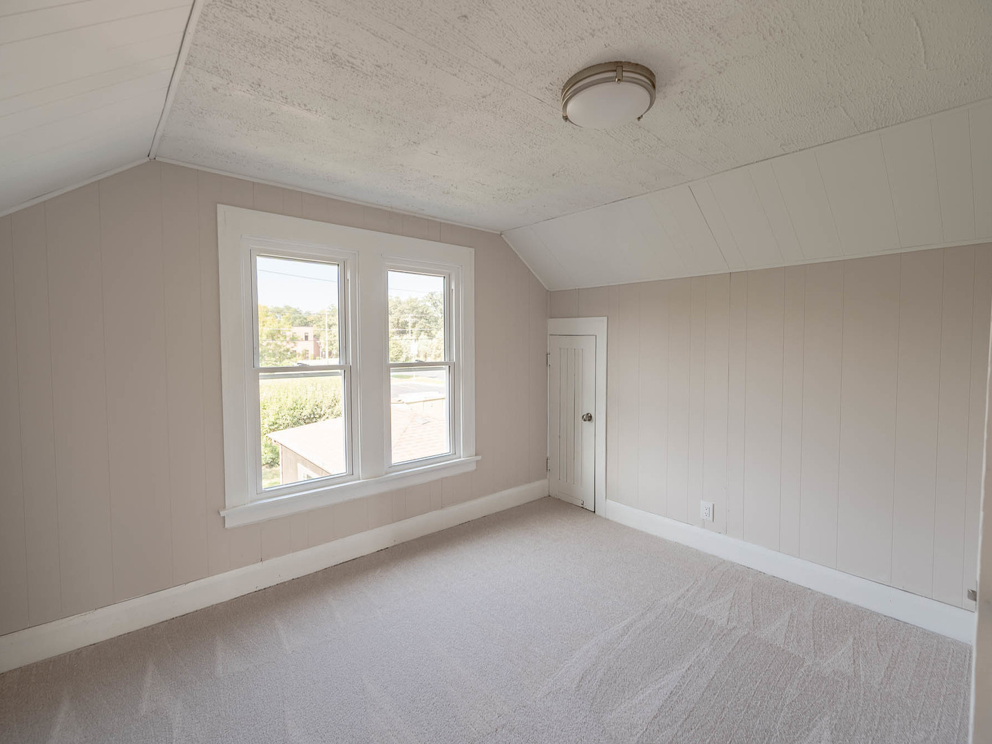 Property - Thumbnail 12