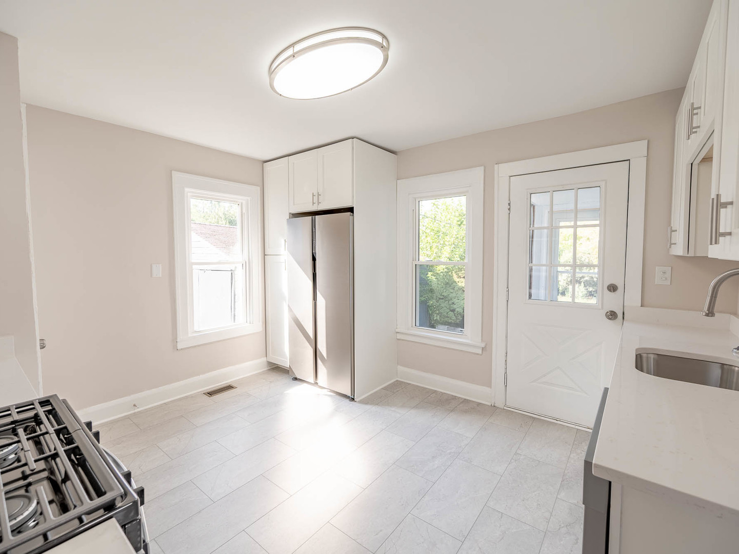 Property - Thumbnail 5