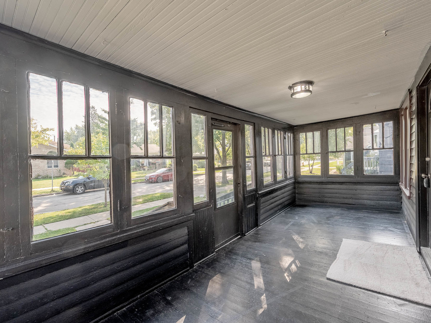 Property - Thumbnail 2